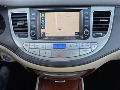 2013 Hyundai Genesis 3.8L - Photo 25 - Thousand Oaks, CA 91360