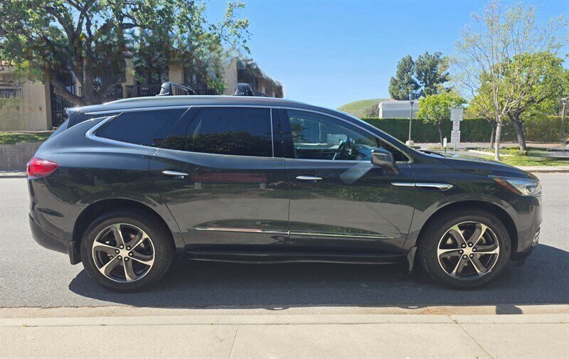 2019 Buick Enclave Essence - Photo 8 - Thousand Oaks, CA 91360