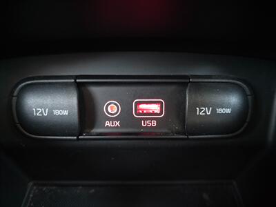 2017 Kia Sorento LX - Photo 24 - Thousand Oaks, CA 91360