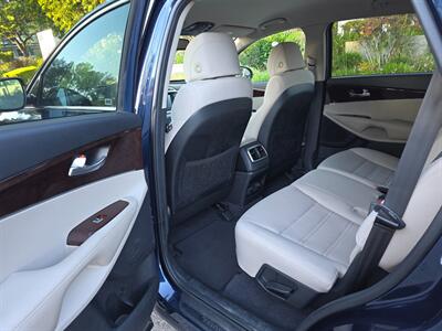 2017 Kia Sorento LX - Photo 12 - Thousand Oaks, CA 91360