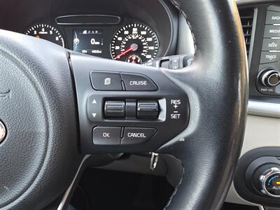 2017 Kia Sorento LX - Photo 25 - Thousand Oaks, CA 91360