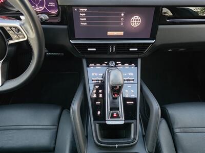 2023 Porsche Cayenne Platinum   - Photo 19 - Thousand Oaks, CA 91360
