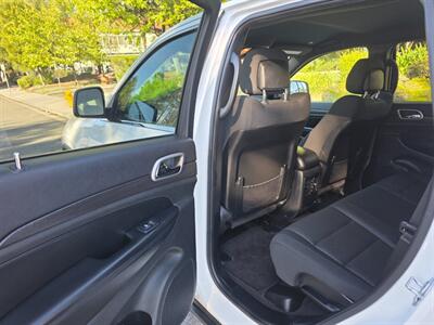 2018 Jeep Grand Cherokee Laredo   - Photo 12 - Thousand Oaks, CA 91360
