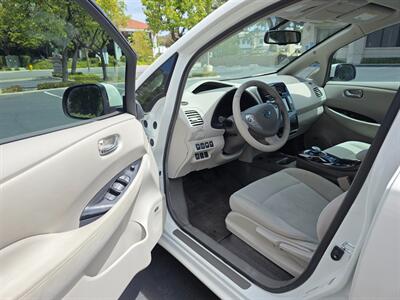 2013 Nissan LEAF S   - Photo 12 - Thousand Oaks, CA 91360