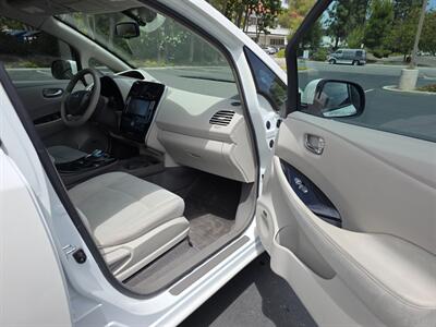 2013 Nissan LEAF S   - Photo 19 - Thousand Oaks, CA 91360