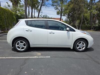 2013 Nissan LEAF S   - Photo 10 - Thousand Oaks, CA 91360