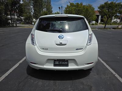 2013 Nissan LEAF S   - Photo 8 - Thousand Oaks, CA 91360