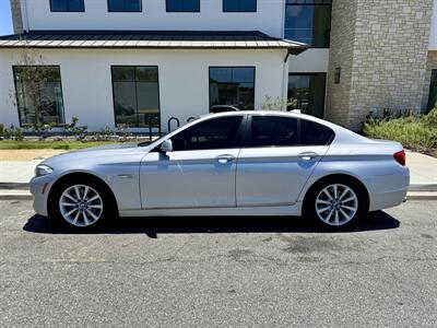 2012 BMW 5 Series 528i   - Photo 4 - Thousand Oaks, CA 91360