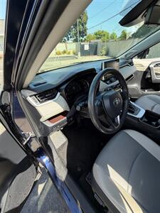 2019 Toyota RAV4 Limited   - Photo 12 - Costa Mesa, CA 92627