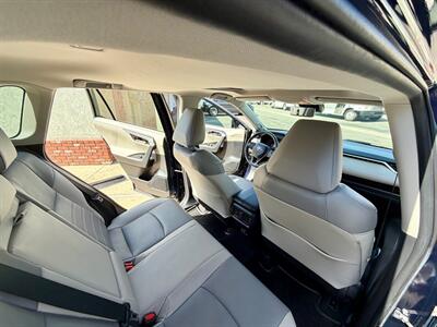 2019 Toyota RAV4 Limited   - Photo 21 - Costa Mesa, CA 92627