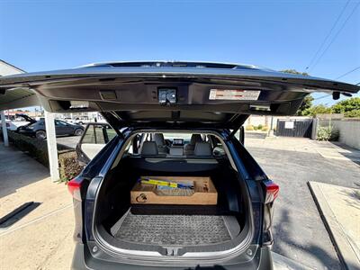 2019 Toyota RAV4 Limited   - Photo 19 - Costa Mesa, CA 92627