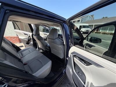 2019 Toyota RAV4 Limited   - Photo 20 - Costa Mesa, CA 92627