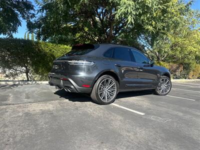 2024 Porsche Macan   - Photo 22 - Costa Mesa, CA 92627