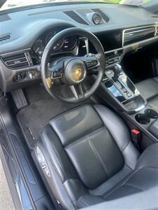 2024 Porsche Macan   - Photo 8 - Costa Mesa, CA 92627