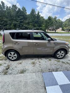 2016 Kia Soul - Photo 5 - Carrollton, GA 30117