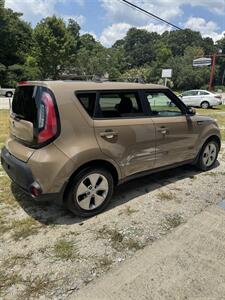 2016 Kia Soul - Photo 4 - Carrollton, GA 30117