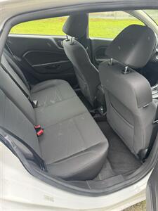 2015 Ford Fiesta SE - Photo 8 - Carrollton, GA 30117