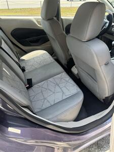 2012 Ford Fiesta SE - Photo 11 - Carrollton, GA 30117