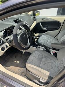 2012 Ford Fiesta SE - Photo 8 - Carrollton, GA 30117