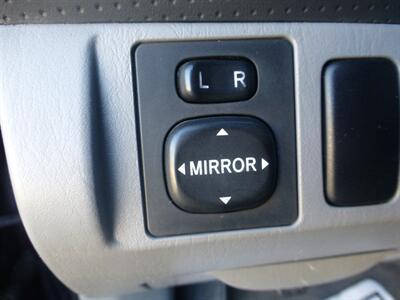 2008 Toyota Tacoma X-Runner V6   - Photo 32 - San Fernando, CA 91340