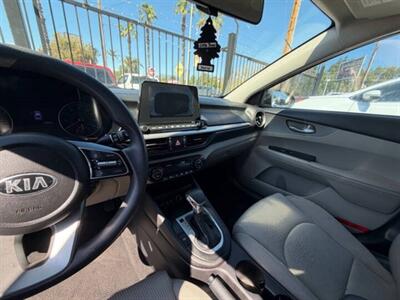 2019 Kia Forte FE   - Photo 8 - San Fernando, CA 91340