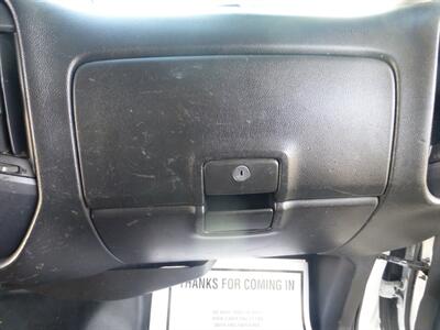 2015 Chevrolet Silverado 3500 Work Truck   - Photo 45 - San Fernando, CA 91340