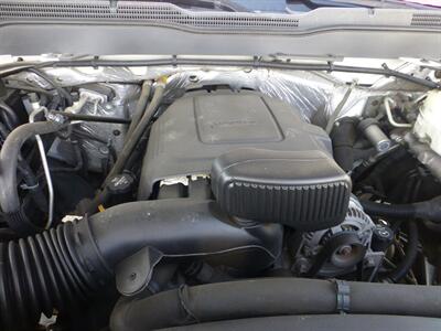 2015 Chevrolet Silverado 3500 Work Truck   - Photo 8 - San Fernando, CA 91340