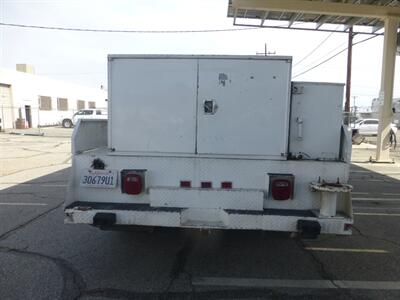 2015 Chevrolet Silverado 3500 Work Truck   - Photo 3 - San Fernando, CA 91340