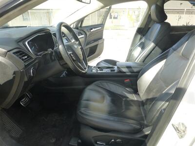 2017 Ford Fusion Titanium   - Photo 8 - San Fernando, CA 91340