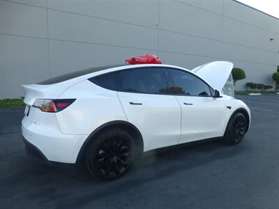 2021 Tesla Model Y Long Range - Photo 22 - San Fernando, CA 91340