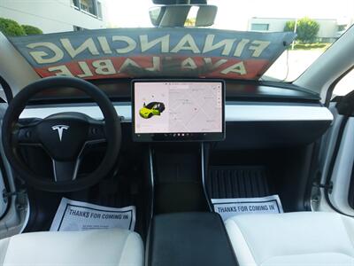 2021 Tesla Model Y Long Range - Photo 9 - San Fernando, CA 91340