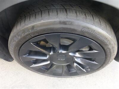 2021 Tesla Model Y Long Range - Photo 68 - San Fernando, CA 91340