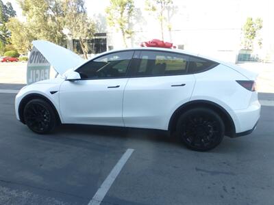 2021 Tesla Model Y Long Range - Photo 16 - San Fernando, CA 91340