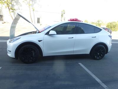 2021 Tesla Model Y Long Range - Photo 14 - San Fernando, CA 91340