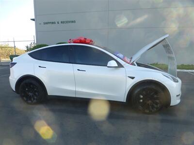 2021 Tesla Model Y Long Range - Photo 24 - San Fernando, CA 91340