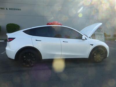 2021 Tesla Model Y Long Range - Photo 23 - San Fernando, CA 91340