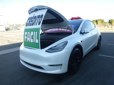 2021 Tesla Model Y Long Range - Photo 12 - San Fernando, CA 91340