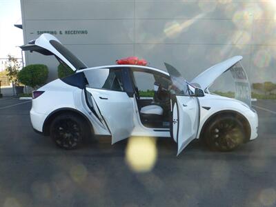 2021 Tesla Model Y Long Range - Photo 27 - San Fernando, CA 91340