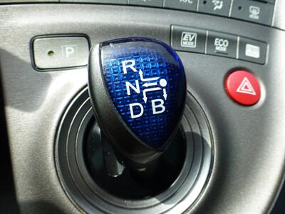 2015 Toyota Prius One   - Photo 43 - San Fernando, CA 91340