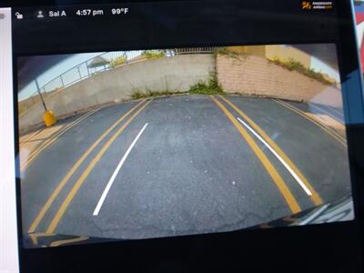 2020 Tesla Model Y Long Range   - Photo 11 - San Fernando, CA 91340