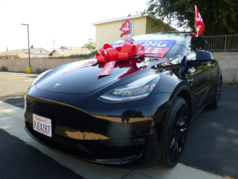 2020 Tesla Model Y Long Range   - Photo 1 - San Fernando, CA 91340