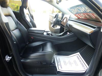 2020 Tesla Model Y Long Range   - Photo 8 - San Fernando, CA 91340