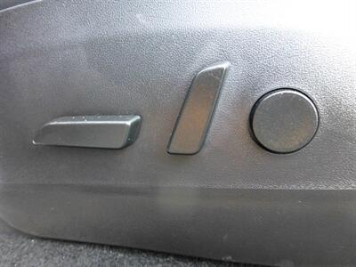 2020 Tesla Model Y Long Range   - Photo 31 - San Fernando, CA 91340
