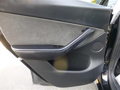 2020 Tesla Model Y Long Range   - Photo 46 - San Fernando, CA 91340