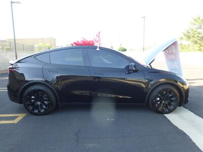 2020 Tesla Model Y Long Range   - Photo 24 - San Fernando, CA 91340