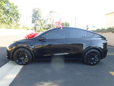 2020 Tesla Model Y Long Range   - Photo 2 - San Fernando, CA 91340