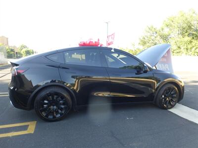2020 Tesla Model Y Long Range   - Photo 23 - San Fernando, CA 91340