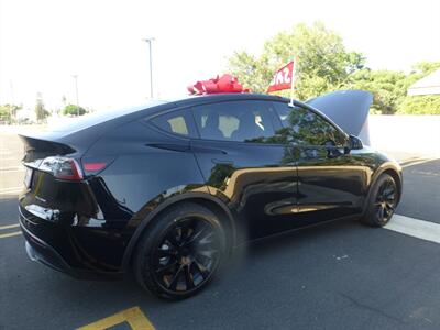 2020 Tesla Model Y Long Range   - Photo 22 - San Fernando, CA 91340