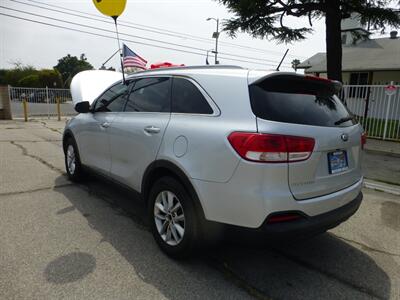 2018 Kia Sorento LX V6   - Photo 19 - San Fernando, CA 91340