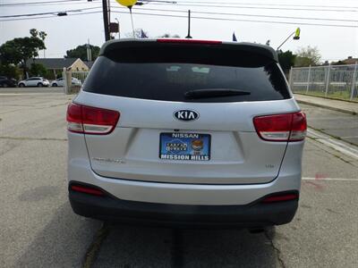 2018 Kia Sorento LX V6   - Photo 21 - San Fernando, CA 91340